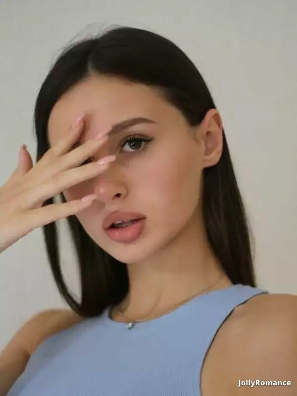 Aleksandra Profile image 2