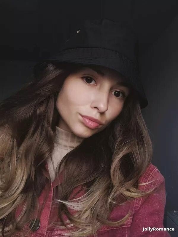 Maria Profile image 5
